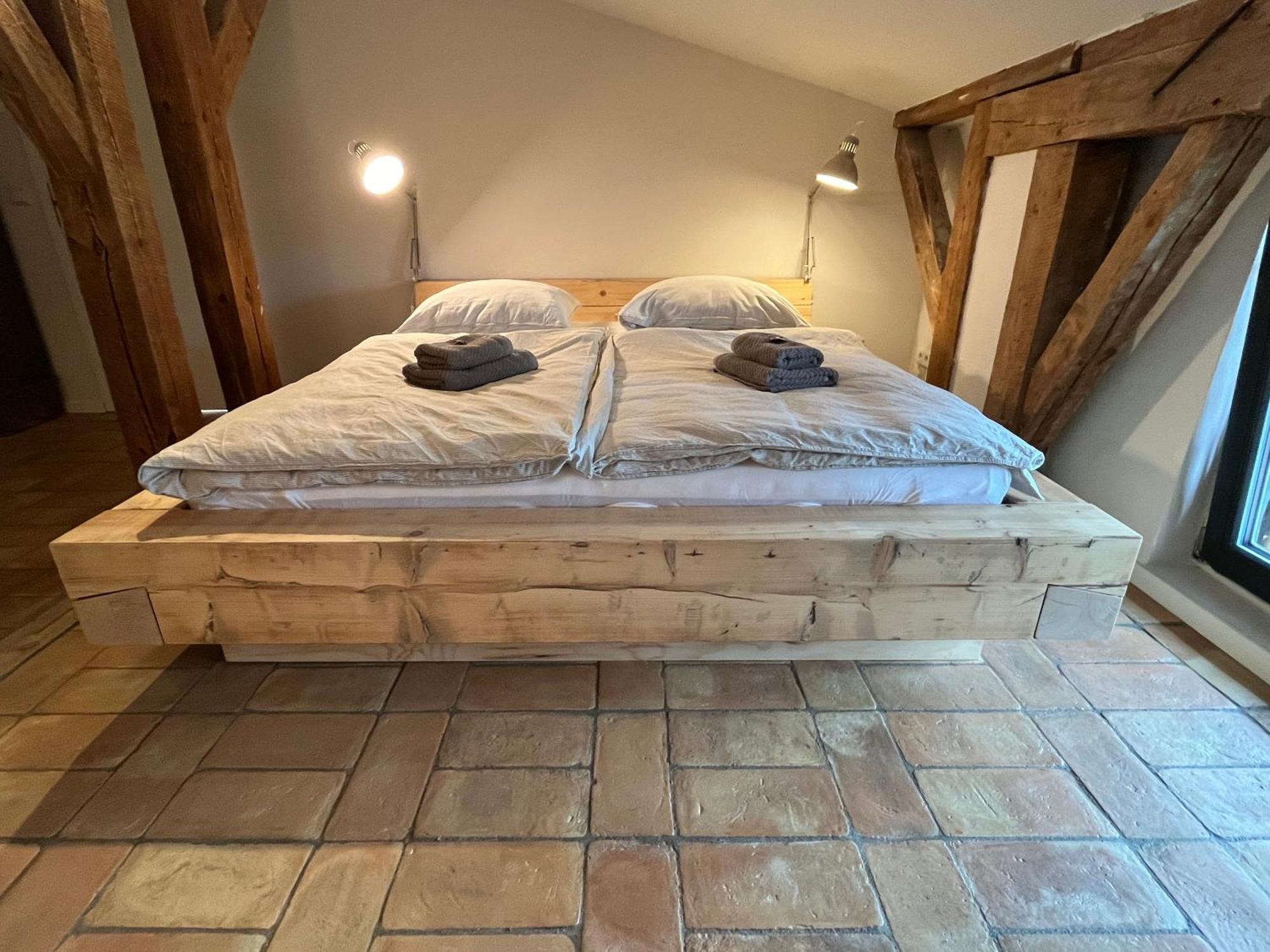 Grosse Wohnung Mit Loggia Templin Buitenkant foto