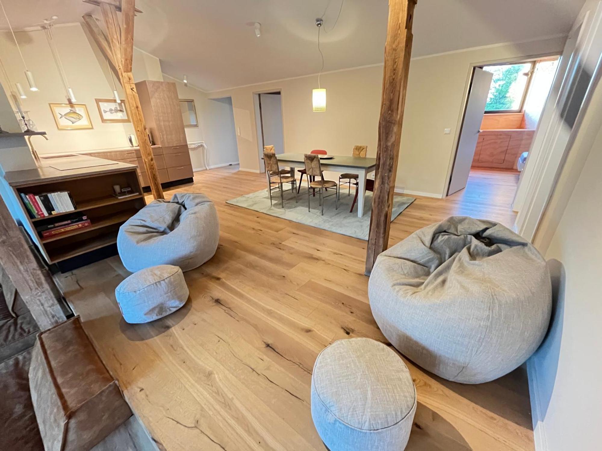 Grosse Wohnung Mit Loggia Templin Buitenkant foto